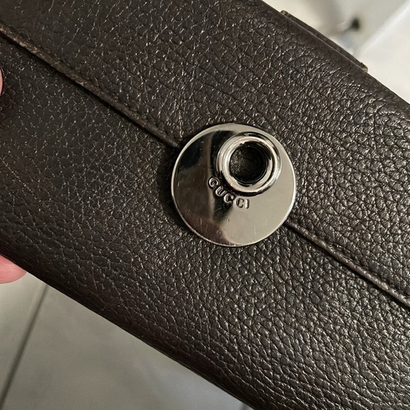 Gucci Eclipse Insignia Leather Wallet - Picture 2 of 9